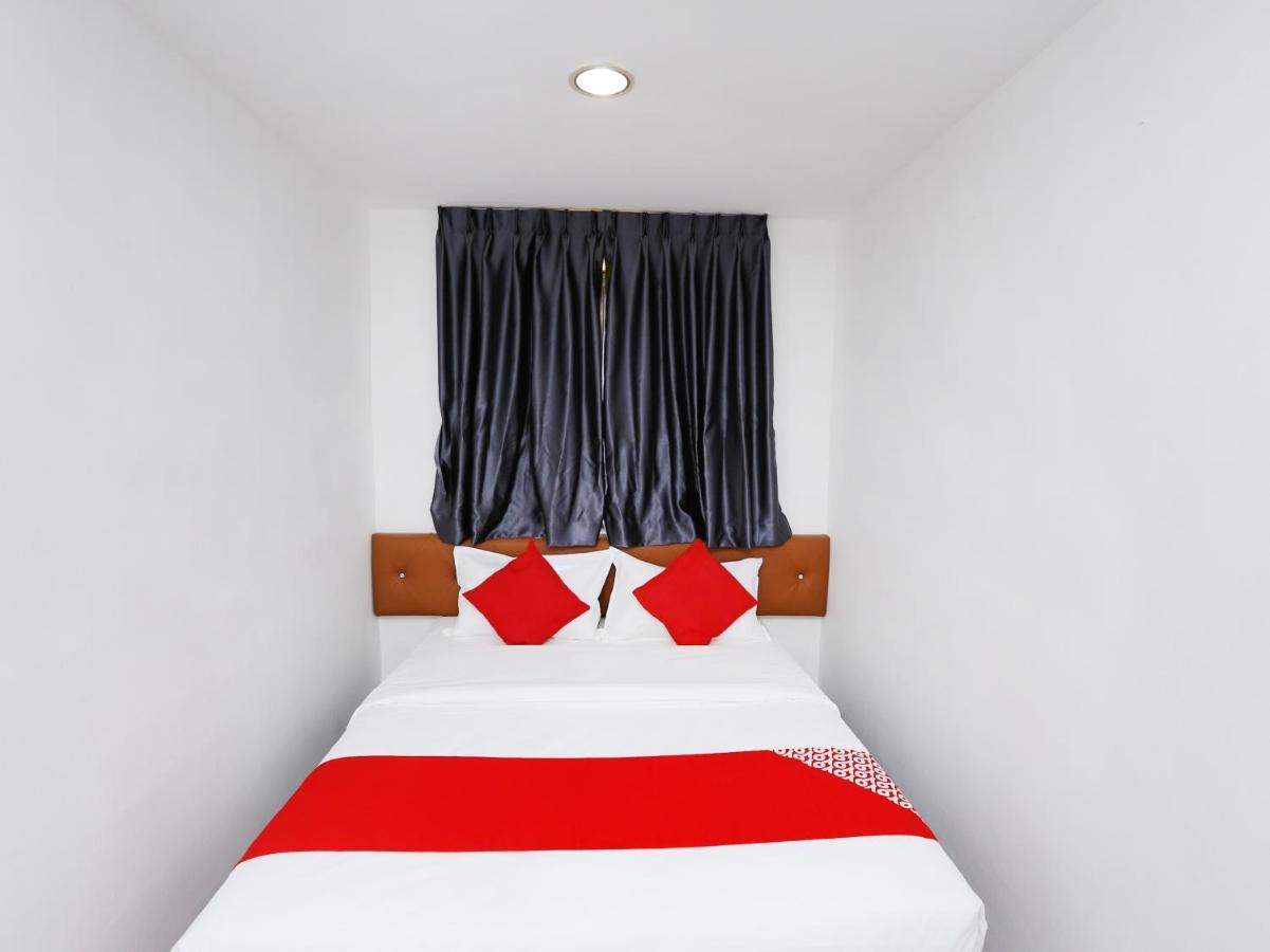 Oyo 89672 Eg Hotel Jj Johor Bahru Dış mekan fotoğraf