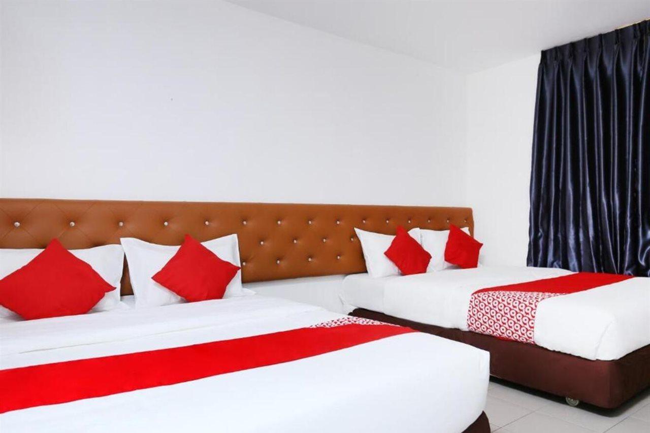 Oyo 89672 Eg Hotel Jj Johor Bahru Dış mekan fotoğraf